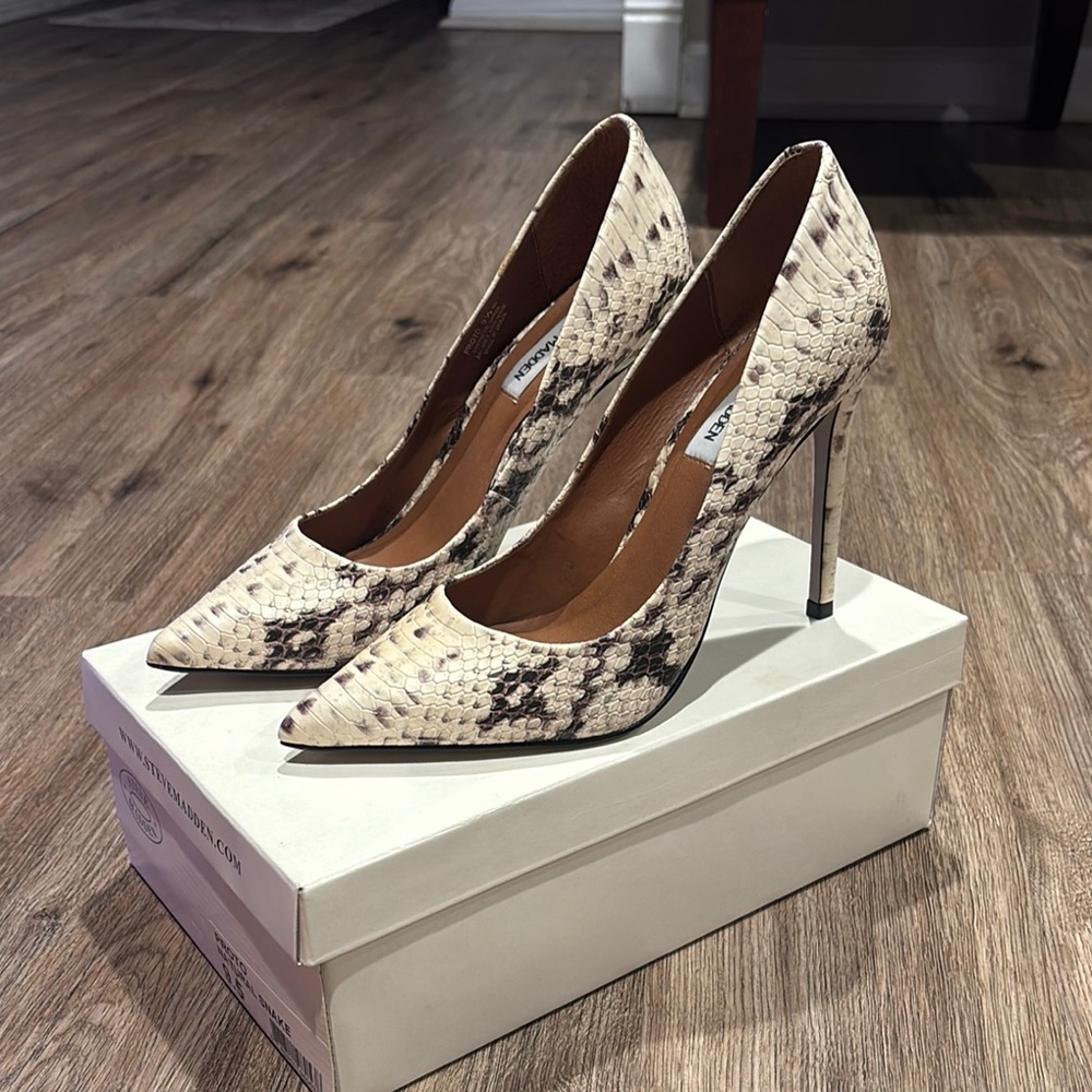 Steve Madden Cream and Brown Stiletto Heels